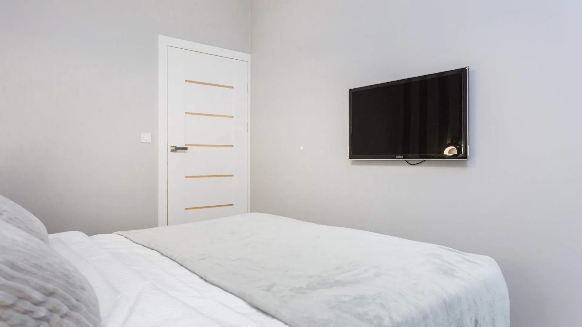 Apartment Nadwislanska With Air Conditioning Near Kazimierz By Noclegi Renters Krakow